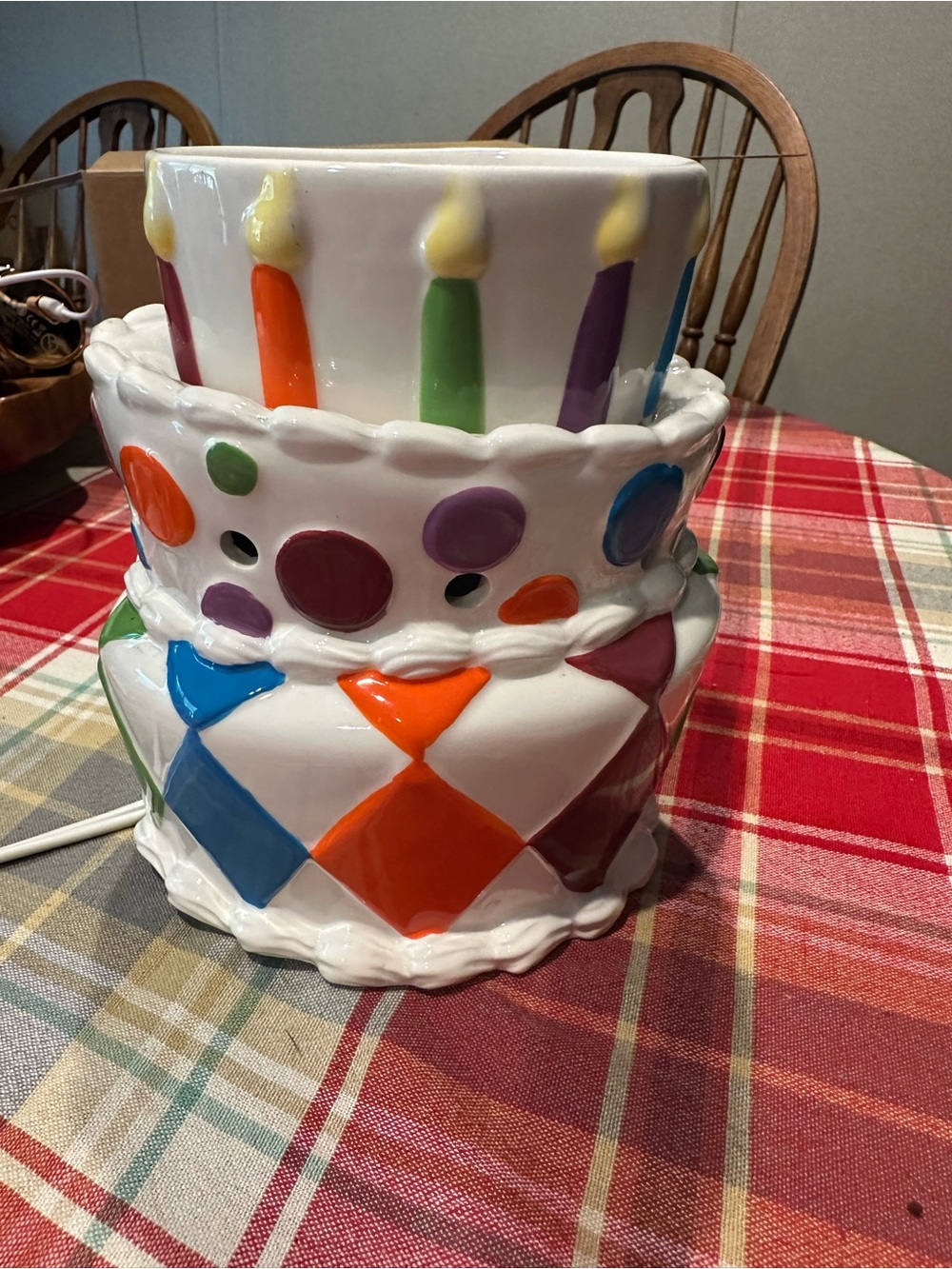 Scentsy Birthday Cake warmer